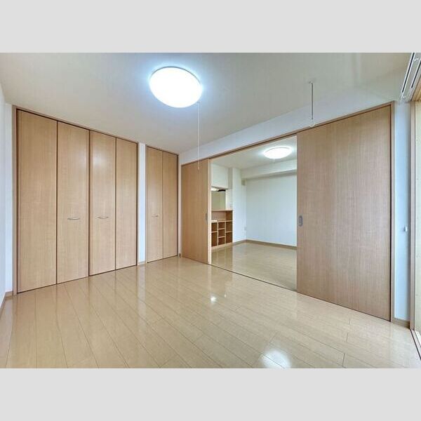 その他 (洋室6帖)