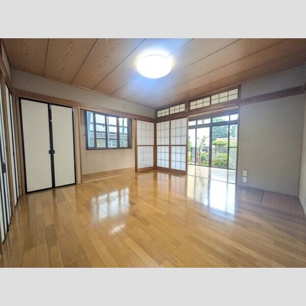 その他 (1階洋室)