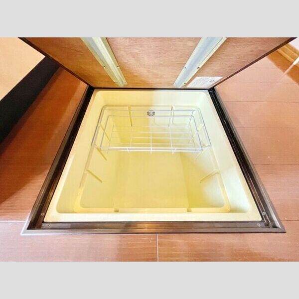 その他 (キッチン　床下収納)