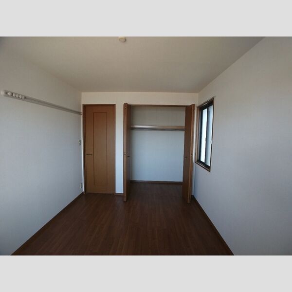 収納 (洋室・収納)