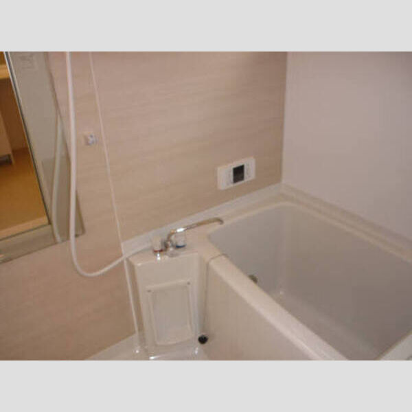 バス (追焚き付浴室)