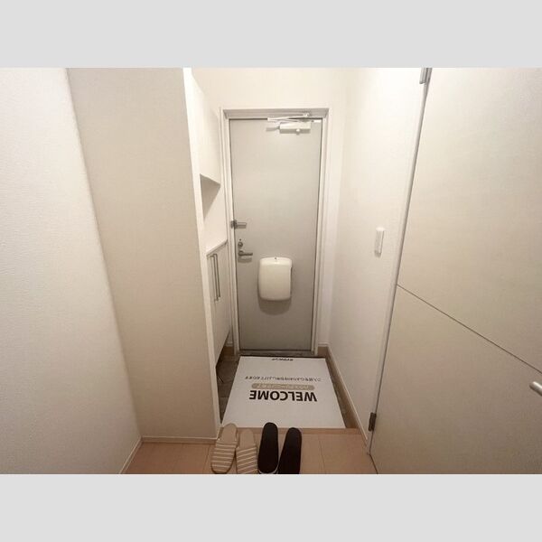 玄関 (玄関の中)