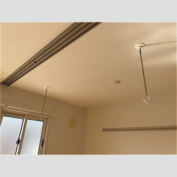 その他 (室内物干し)