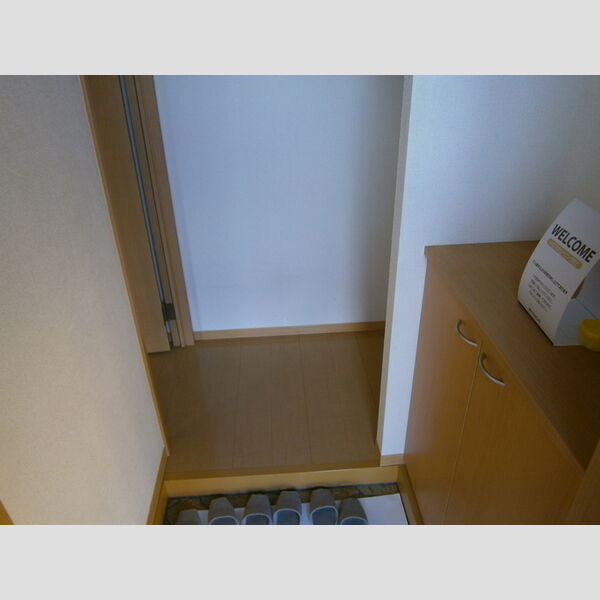 玄関 (玄関)