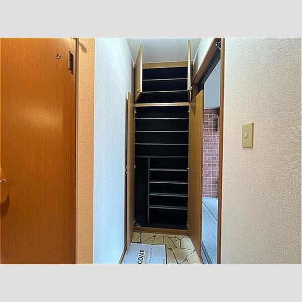 玄関 (トールサイズのシューズボックス)