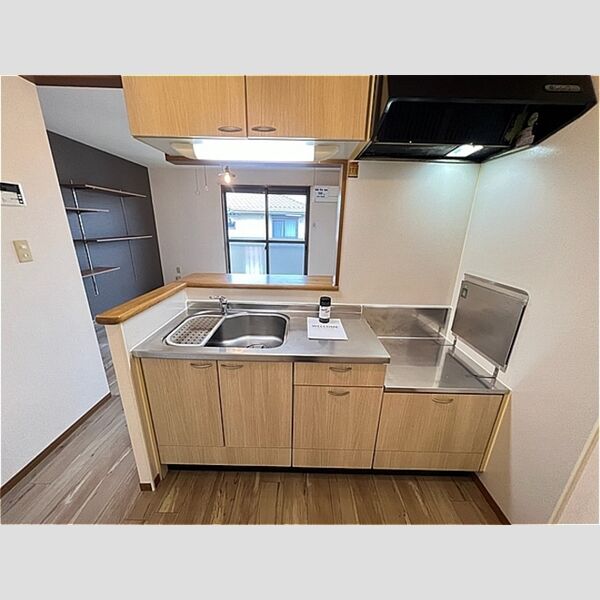 キッチン (対面キッチン(上部収納棚付き))