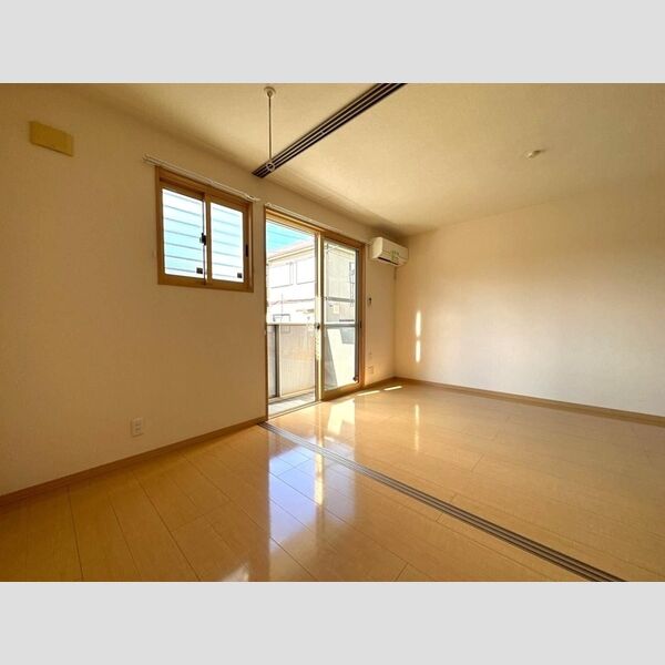 その他 (洋室(別角度))