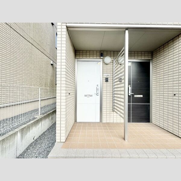 玄関 (玄関)