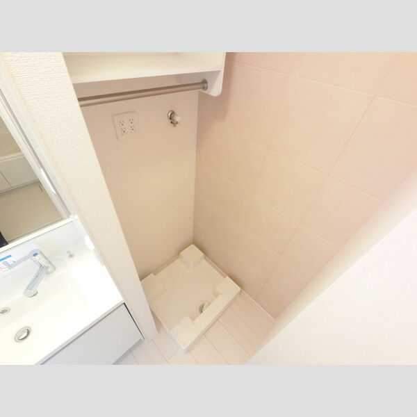 その他設備 (洗濯機置き場)