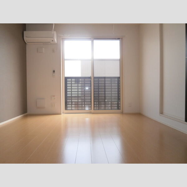 居室・リビング (LDK(別角度))