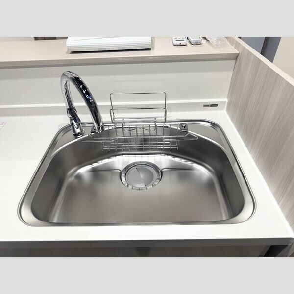 キッチン (タッチレス水栓)