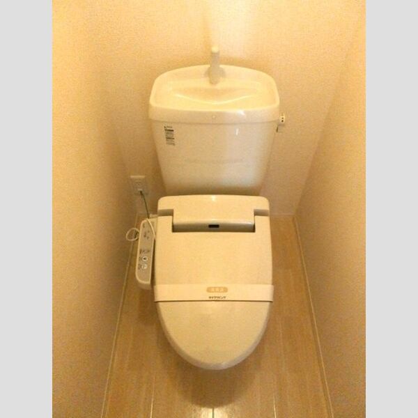 トイレ (温水洗浄暖房便座)