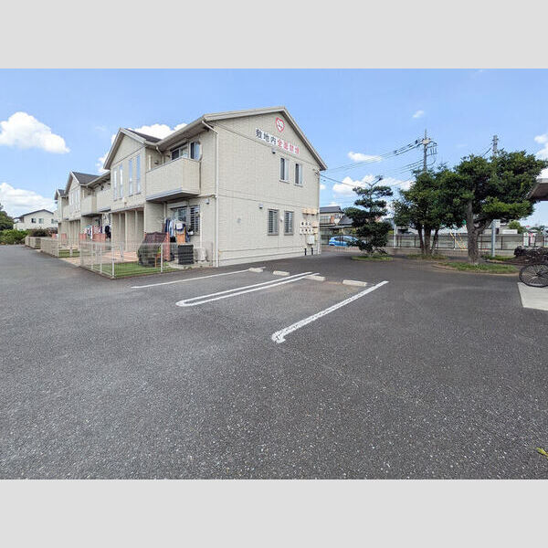 駐車場 (駐車場)