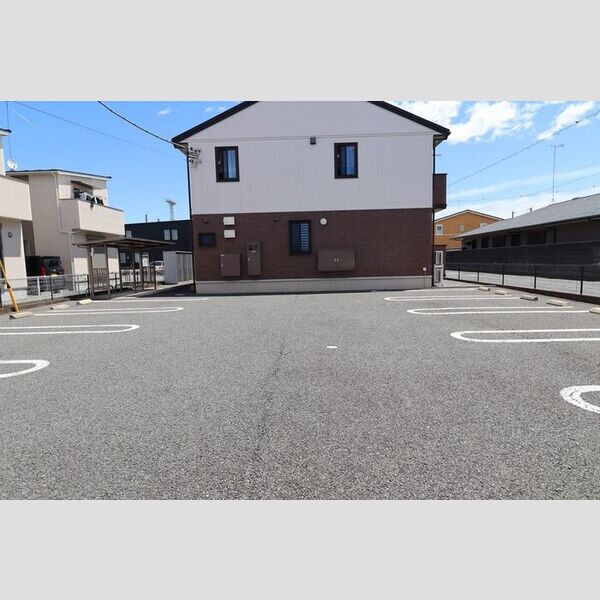 駐車場 (駐車場)