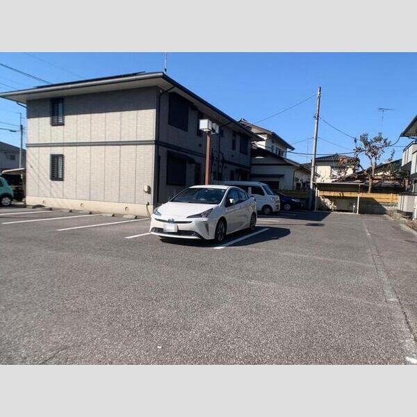 駐車場 (駐車場)