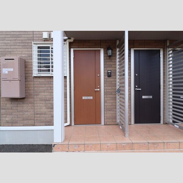 エントランス (玄関ドア付近)