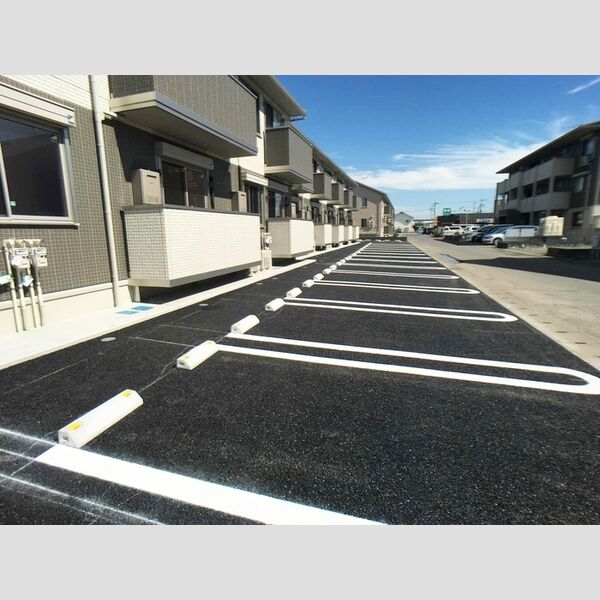 駐車場 (駐車場)