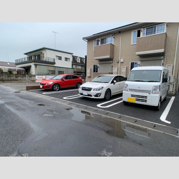 駐車場 (駐車場)