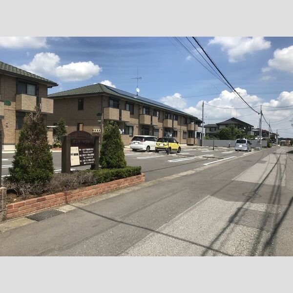 駐車場 (駐車場)