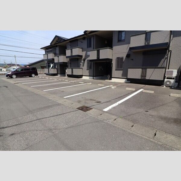 駐車場 (駐車場)