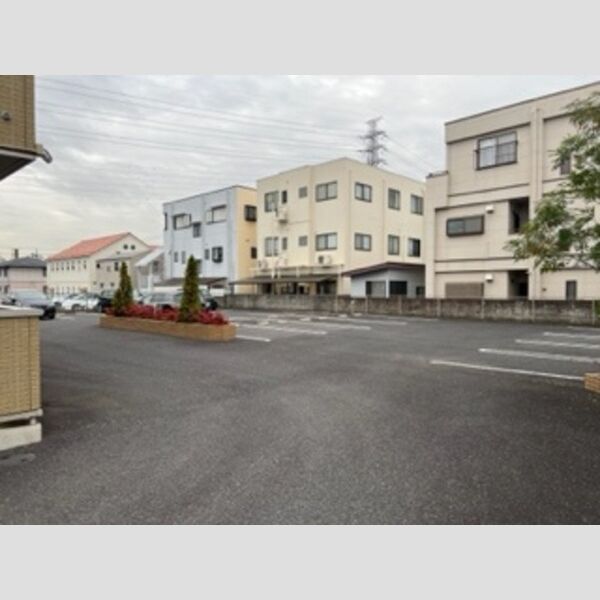 駐車場 (駐車場)