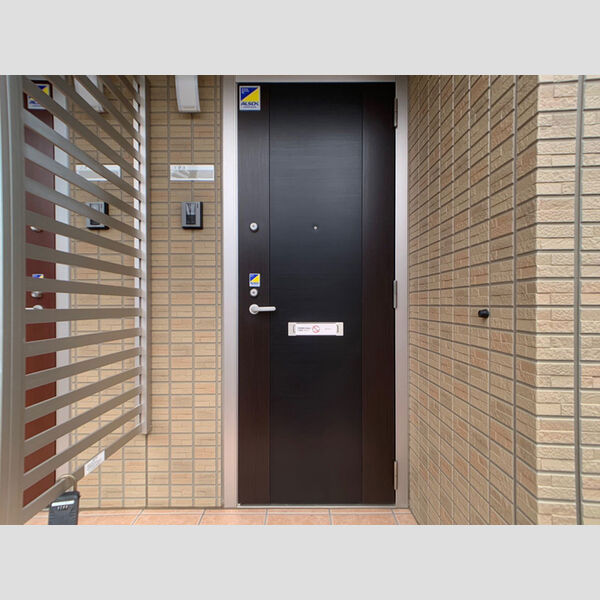 エントランス (玄関ドア)