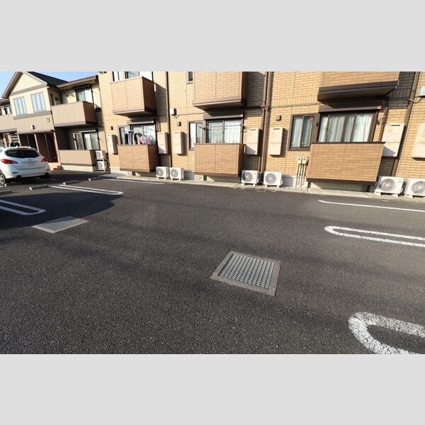 駐車場 (駐車場)