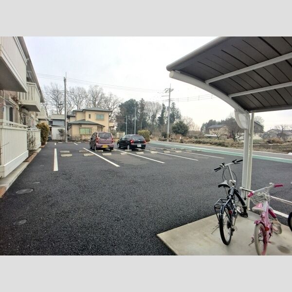 駐車場 (駐車場)