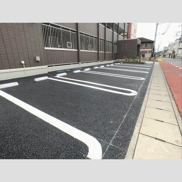 駐車場 (駐車場)