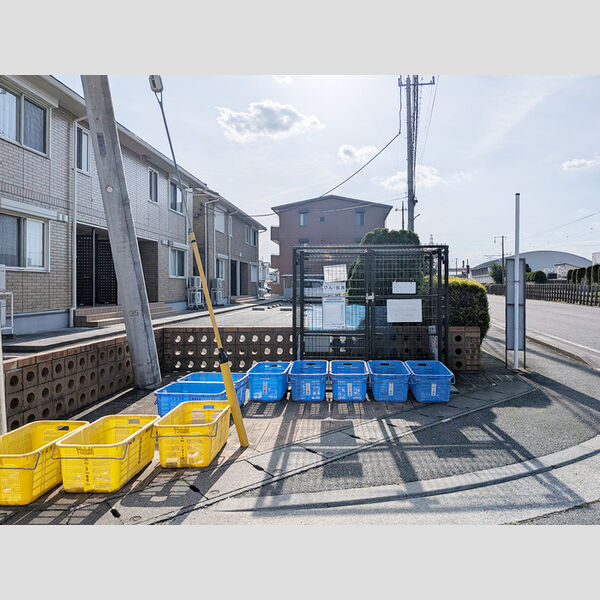 現地周辺 (ゴミ置場)