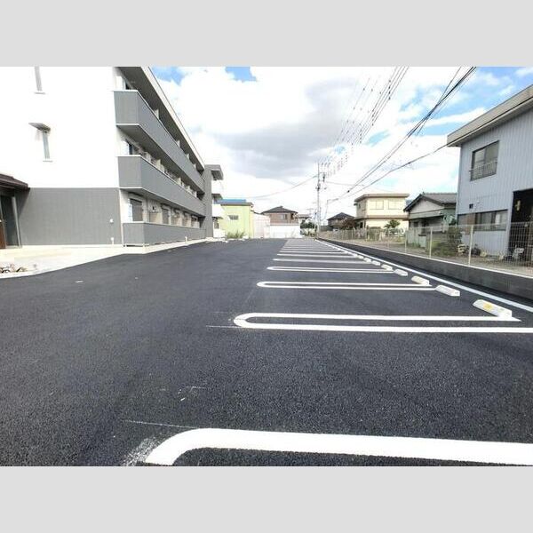 駐車場 (駐車場)
