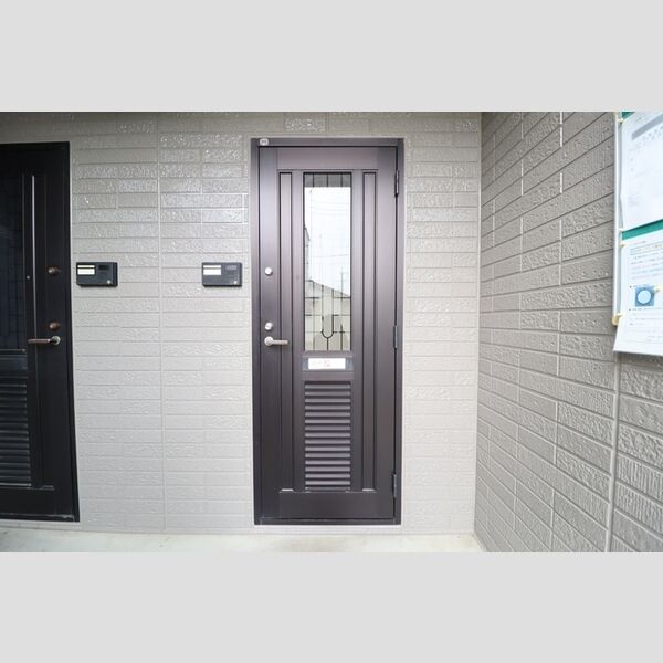 エントランス (玄関ドア付近)