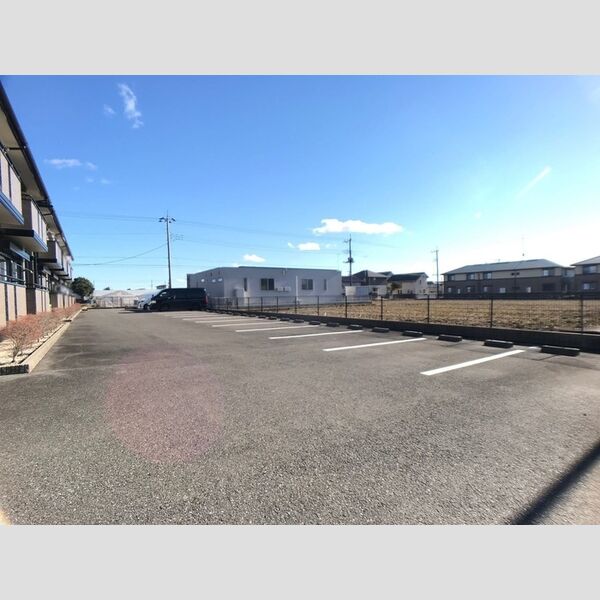 駐車場 (駐車場)