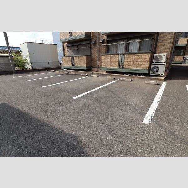 駐車場 (駐車場)