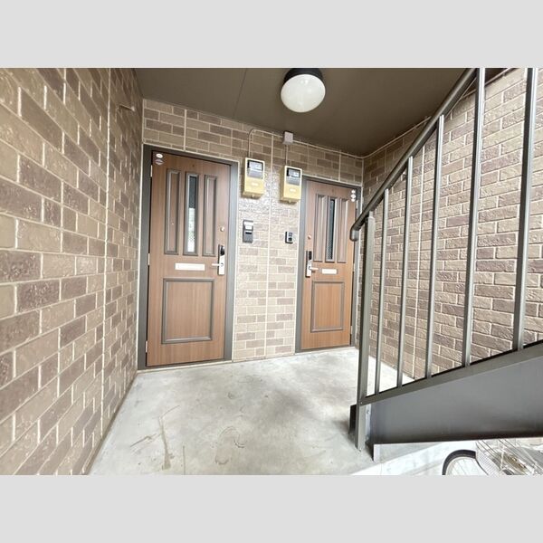 エントランス (玄関ドア付近)