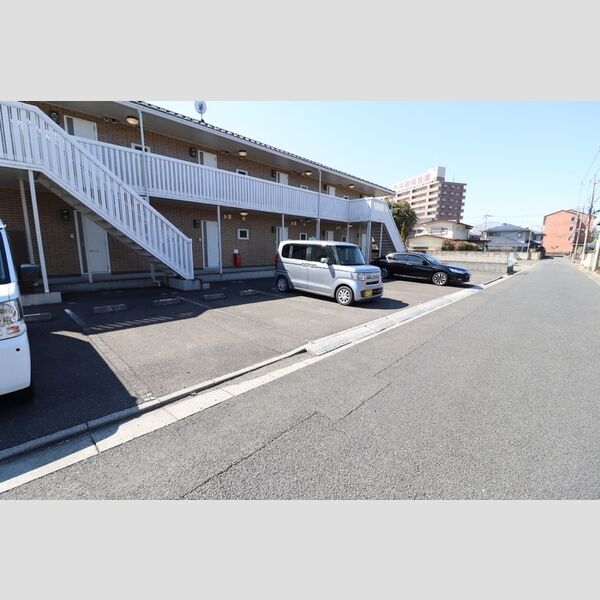 駐車場 (駐車場)