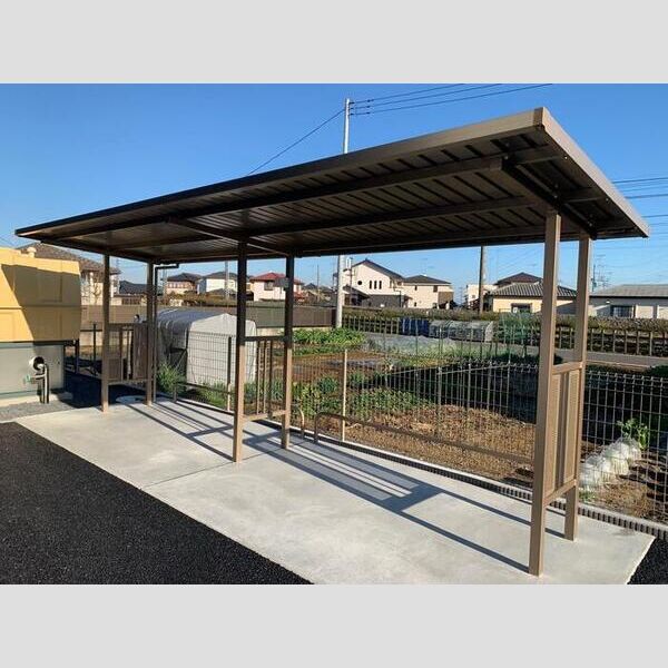 現地周辺 (駐輪場)