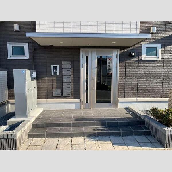 現地周辺 (オートロック入口)