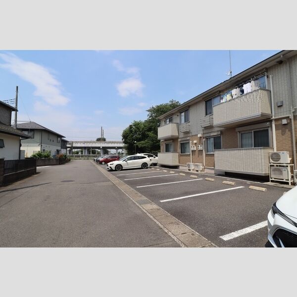 駐車場 (駐車場)