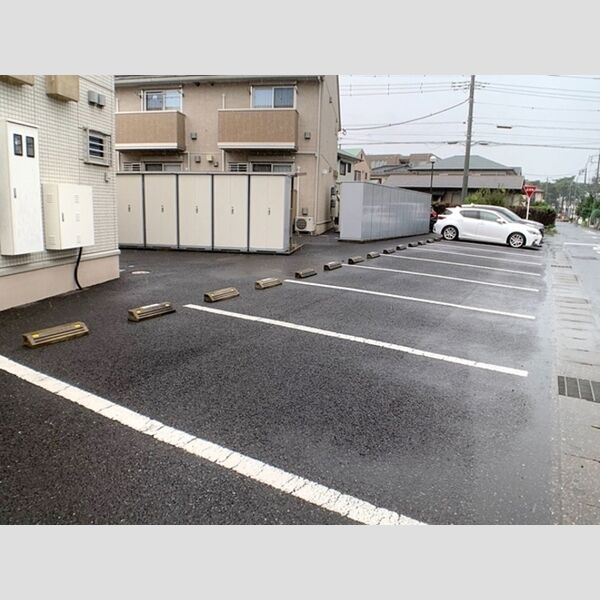 駐車場 (駐車場)