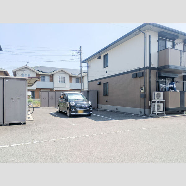駐車場 (駐車場)