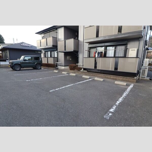 駐車場 (駐車場)