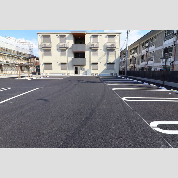駐車場 (駐車場)