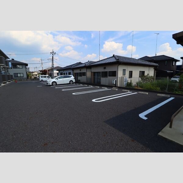 駐車場 (駐車場)