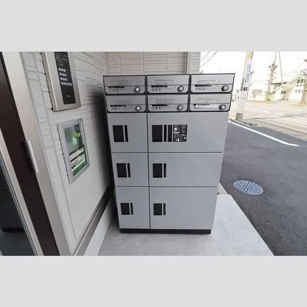 現地周辺 (宅配ボックス・集合ポスト)
