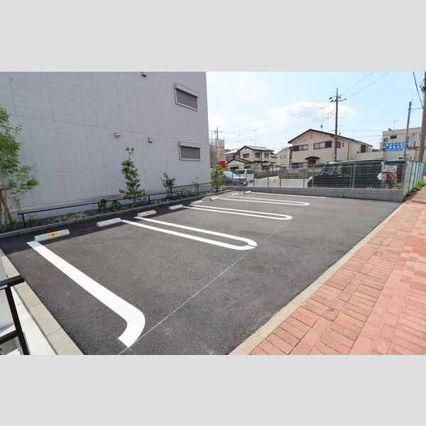 駐車場 (駐車場)