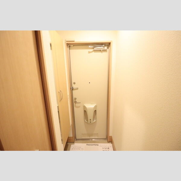 玄関 (玄関)