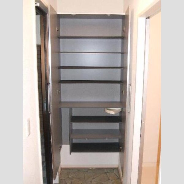 その他 (たくさん入ります。シューズボックス)