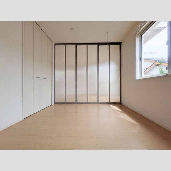 その他 (洋室5.25帖)