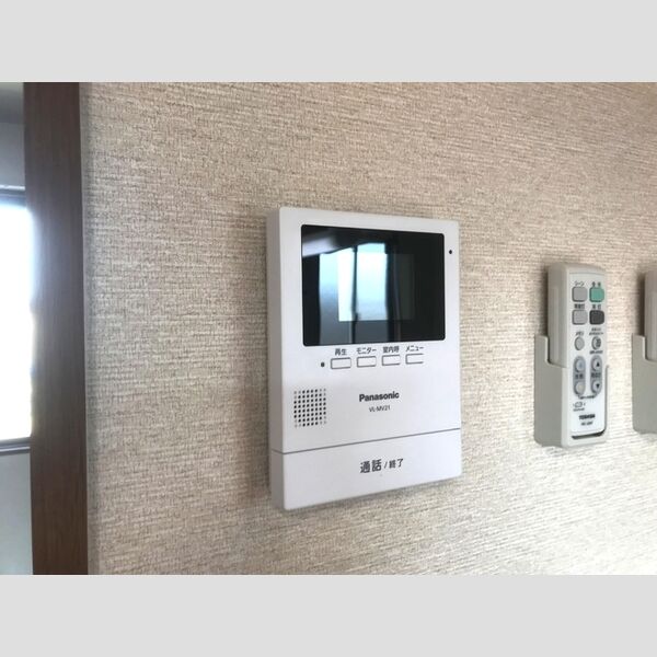 その他設備 (カメラ付インターフォン)